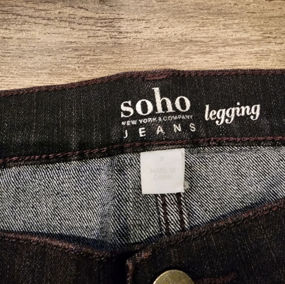 Jeans - Picture 3 of 3